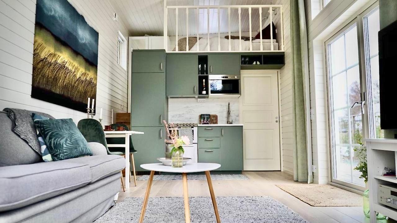 Strandnaera, Pergola, P-Plats I Hoellviken المظهر الخارجي الصورة
